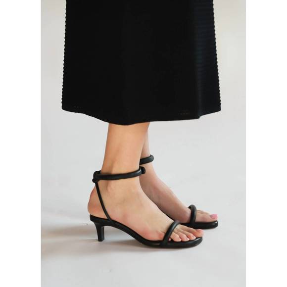 NEW ISABEL MARANT bertee heels in black - Picture 3 of 3